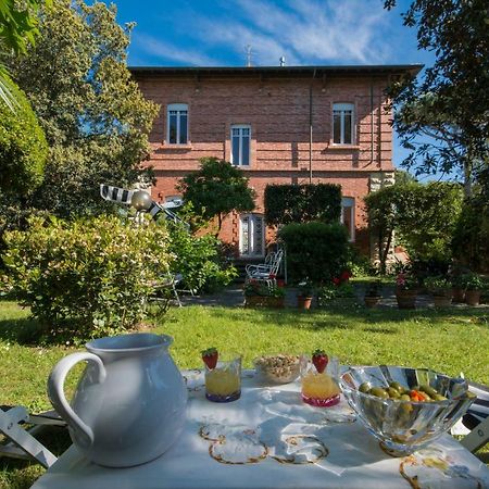 מרינה די פיאטרסנטה Villa Italy מראה חיצוני תמונה