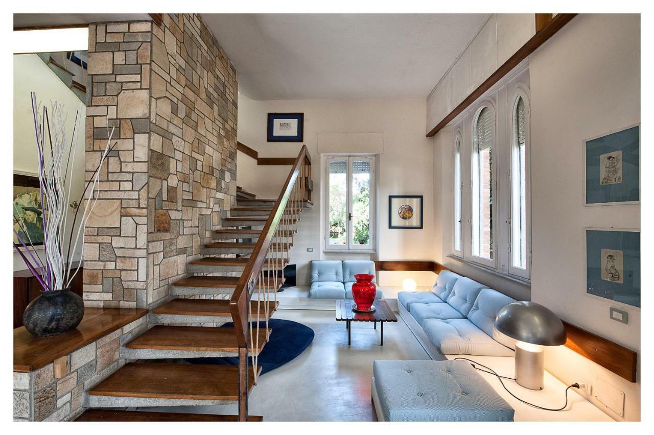מרינה די פיאטרסנטה Villa Italy מראה חיצוני תמונה