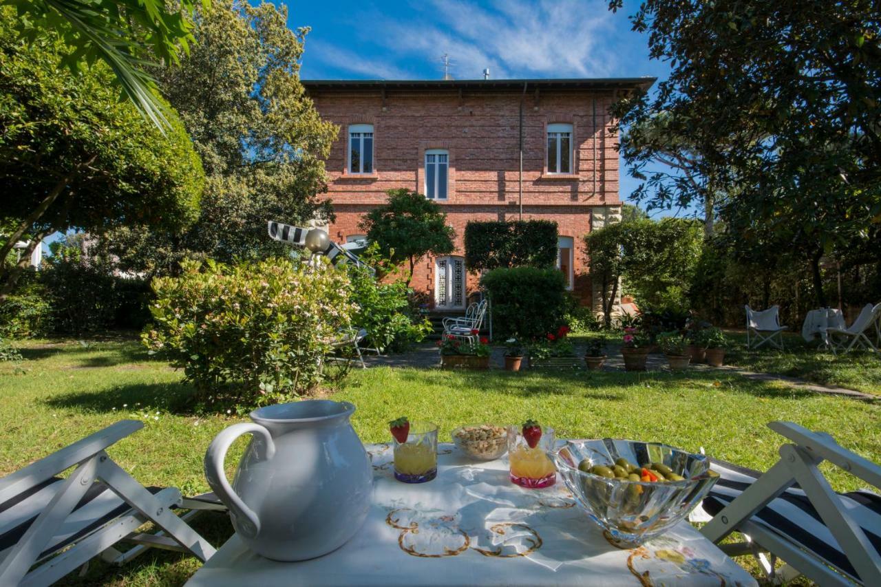 מרינה די פיאטרסנטה Villa Italy מראה חיצוני תמונה