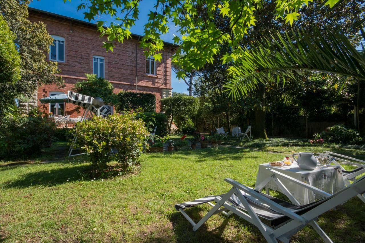 מרינה די פיאטרסנטה Villa Italy מראה חיצוני תמונה